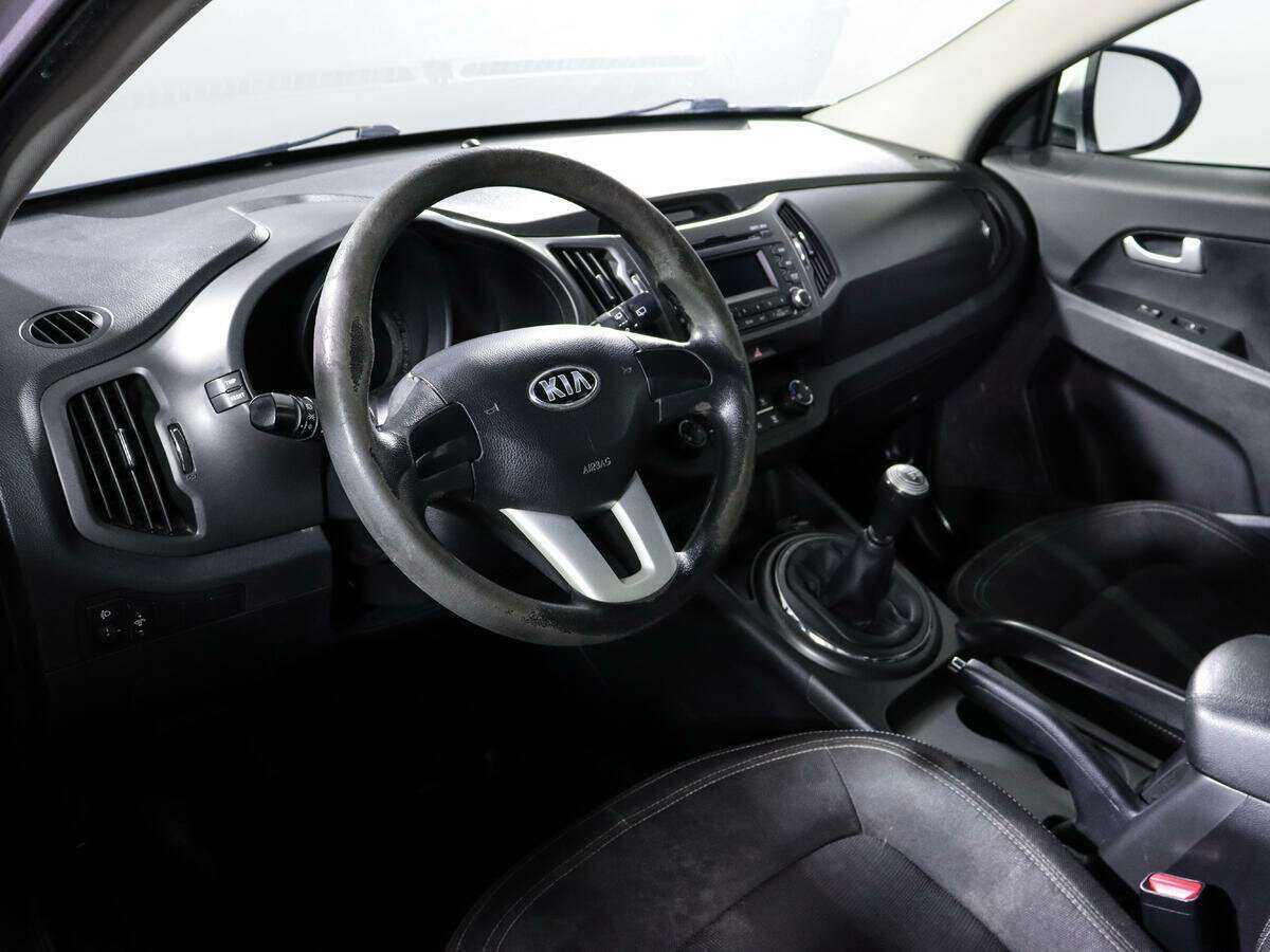 Kia Sportage б/у, 2012, Механическая. Фото: #11