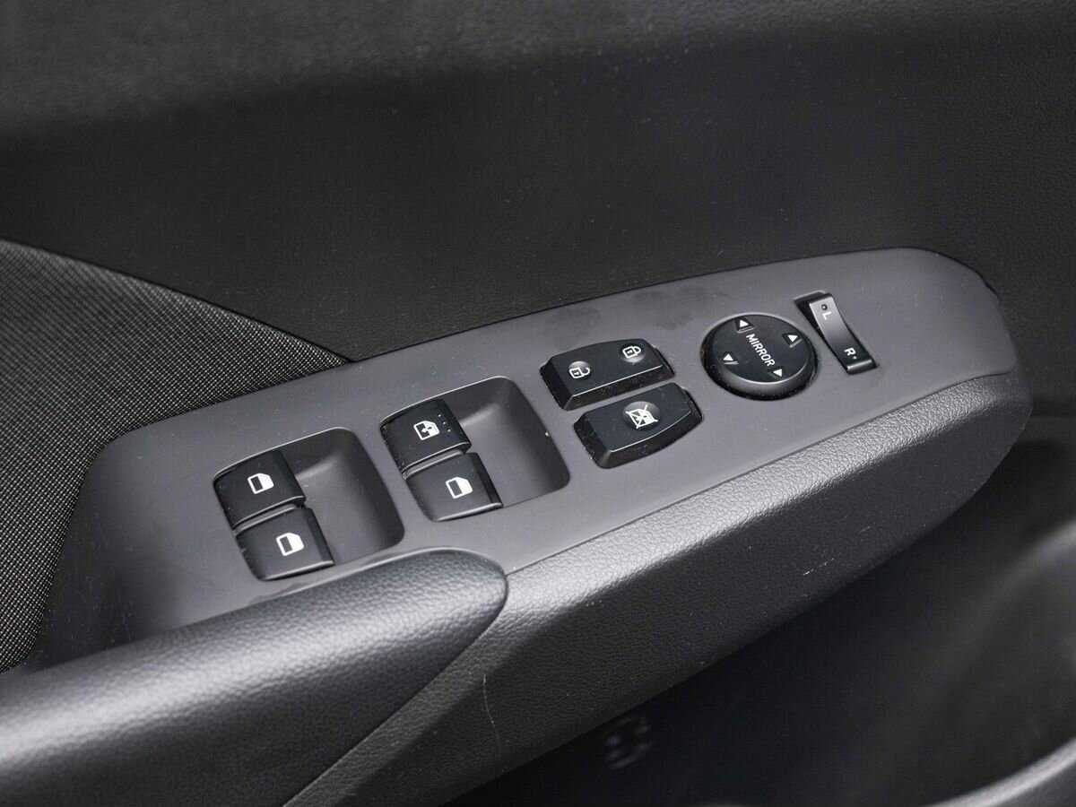 Hyundai Solaris б/у, 2019, Механическая. Фото: #18