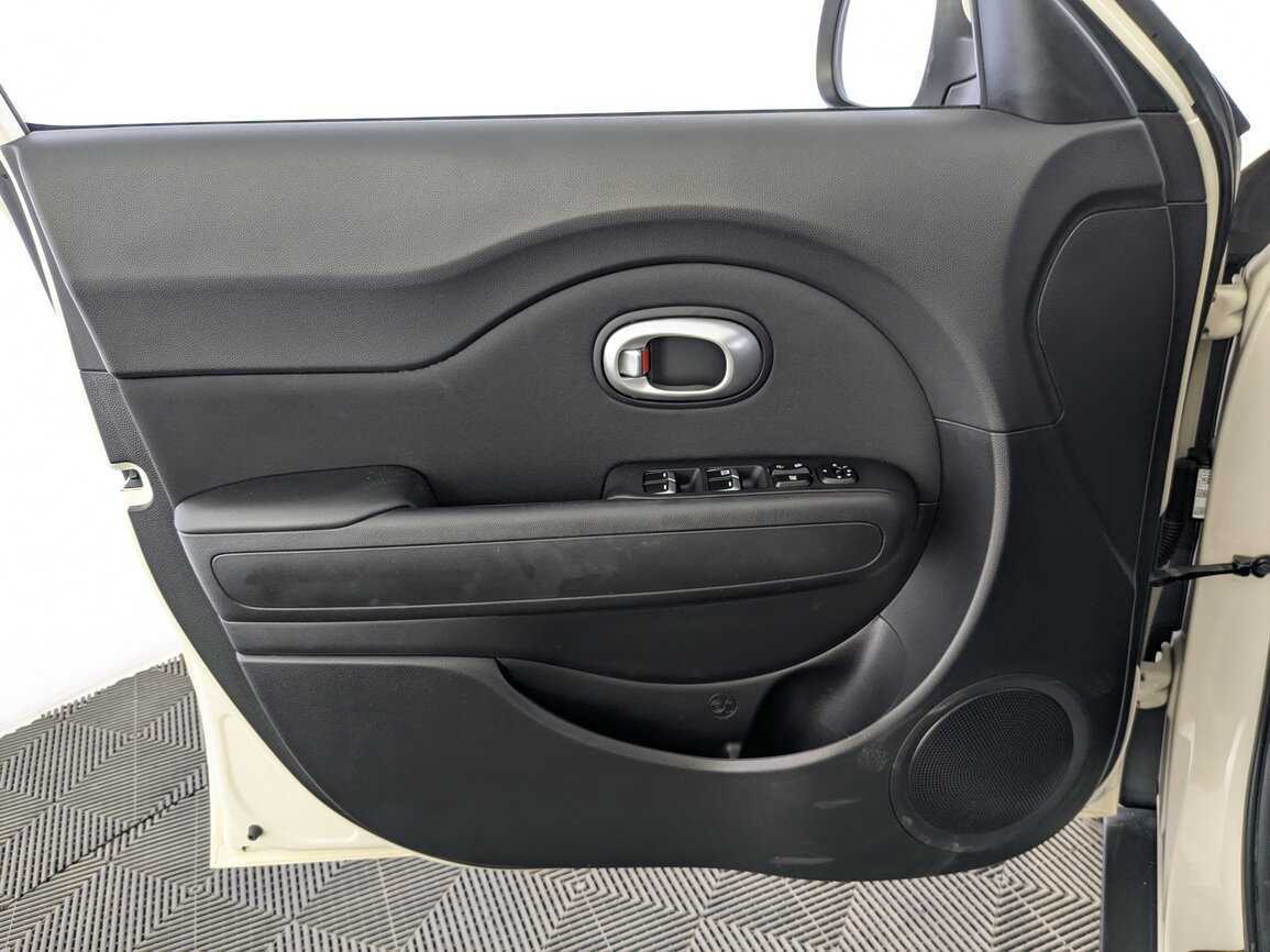 Kia Soul б/у, 2018, Автоматическая. Фото: #16