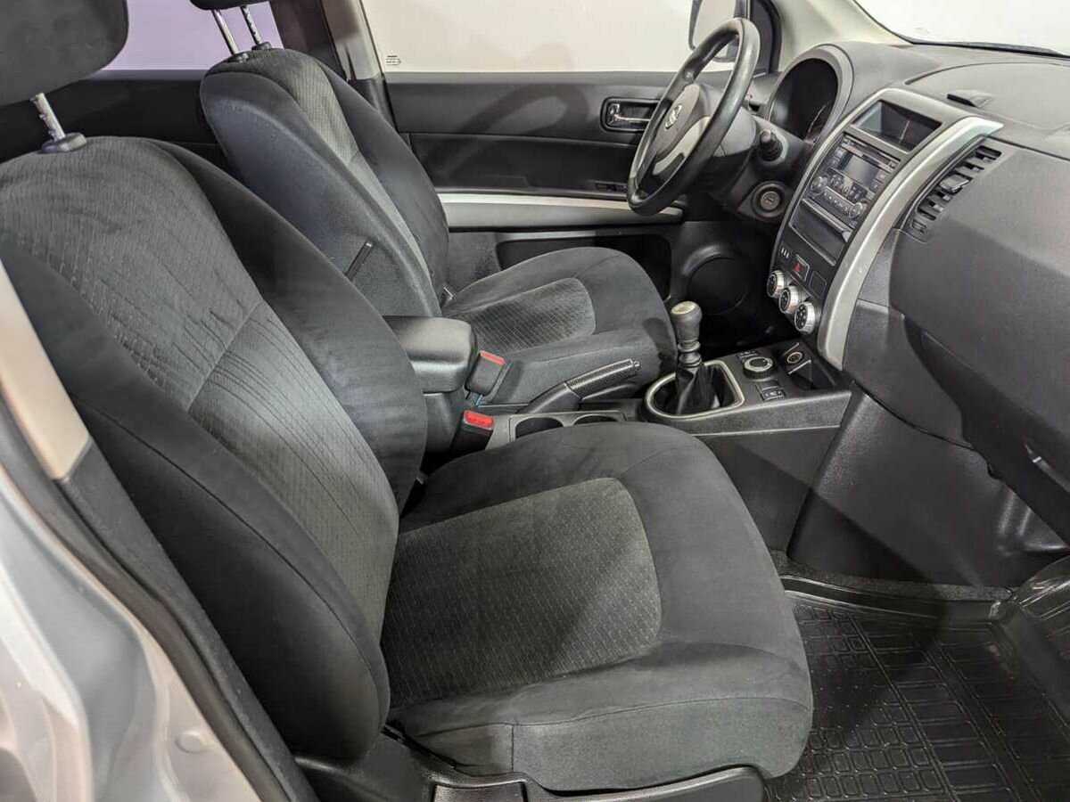 Nissan X-Trail б/у, 2013, Механическая. Фото: #9