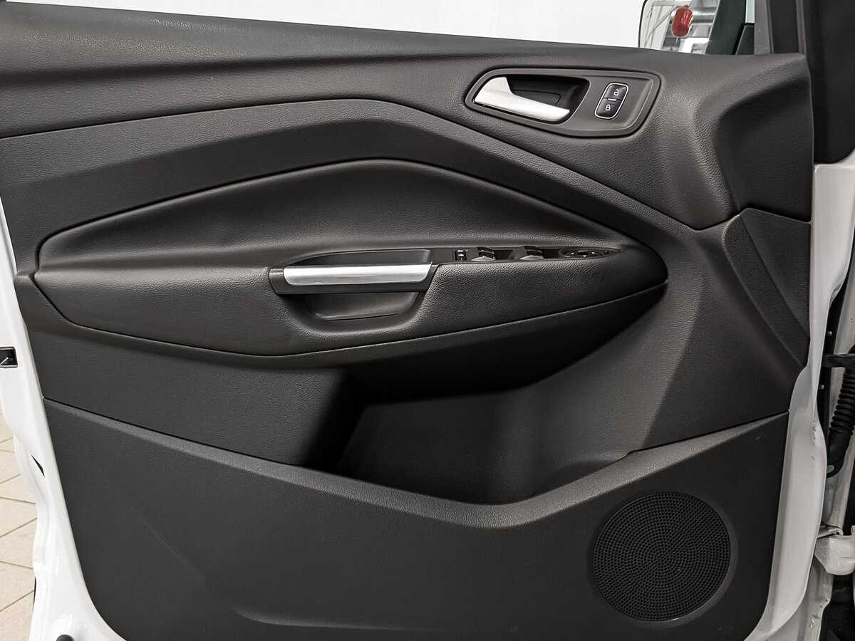 Ford Kuga б/у, 2016, Автоматическая. Фото: #16