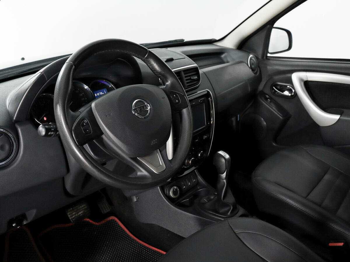 Nissan Terrano б/у, 2017, Автоматическая. Фото: #5