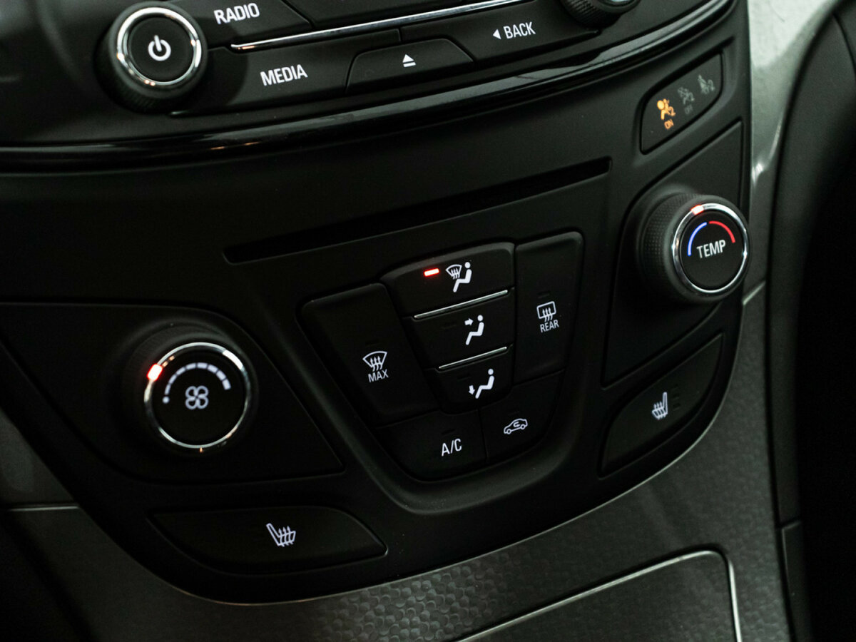 Opel Insignia б/у, 2014, Механическая. Фото: #13