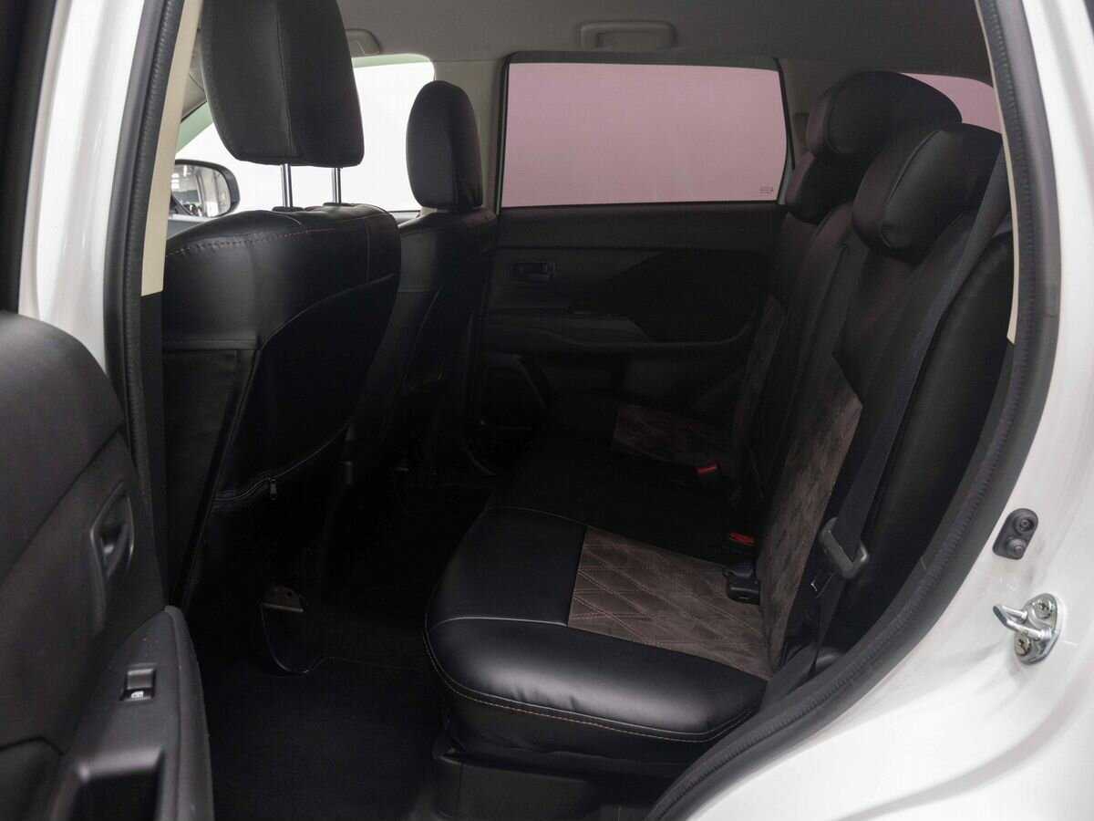 Mitsubishi Outlander б/у, 2018, Вариатор. Фото: #10