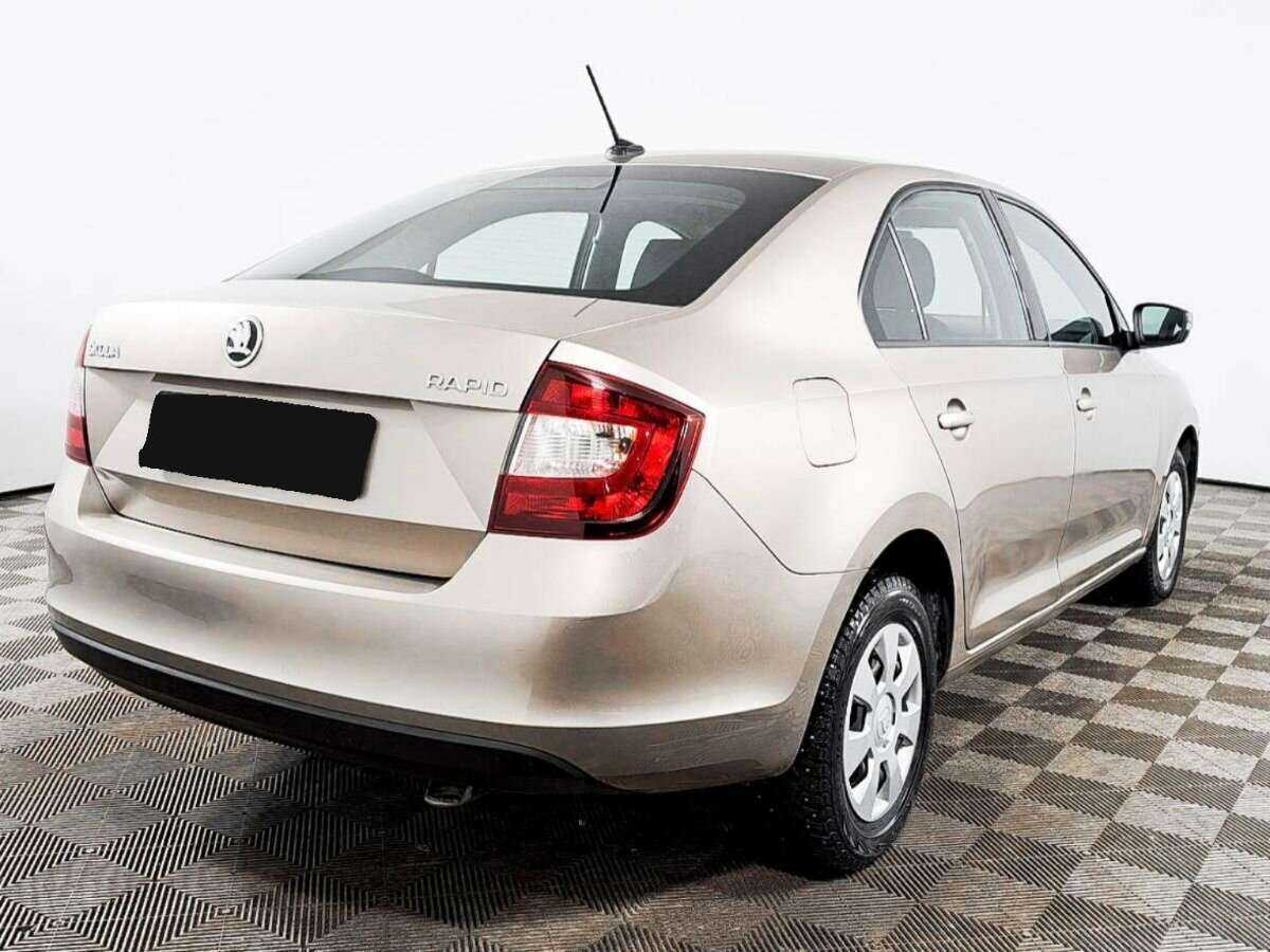 Skoda Rapid б/у, 2018, Механическая. Фото: #3