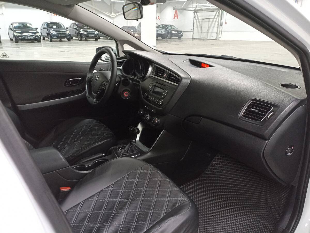 Kia Ceed б/у, 2015, Автоматическая. Фото: #10