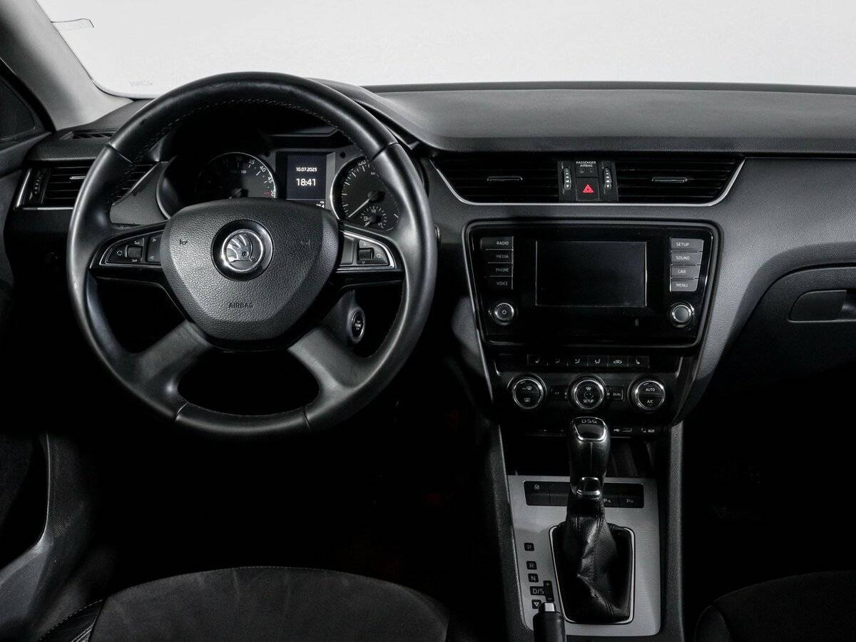 Skoda Octavia б/у, 2015, Роботизированная. Фото: #11