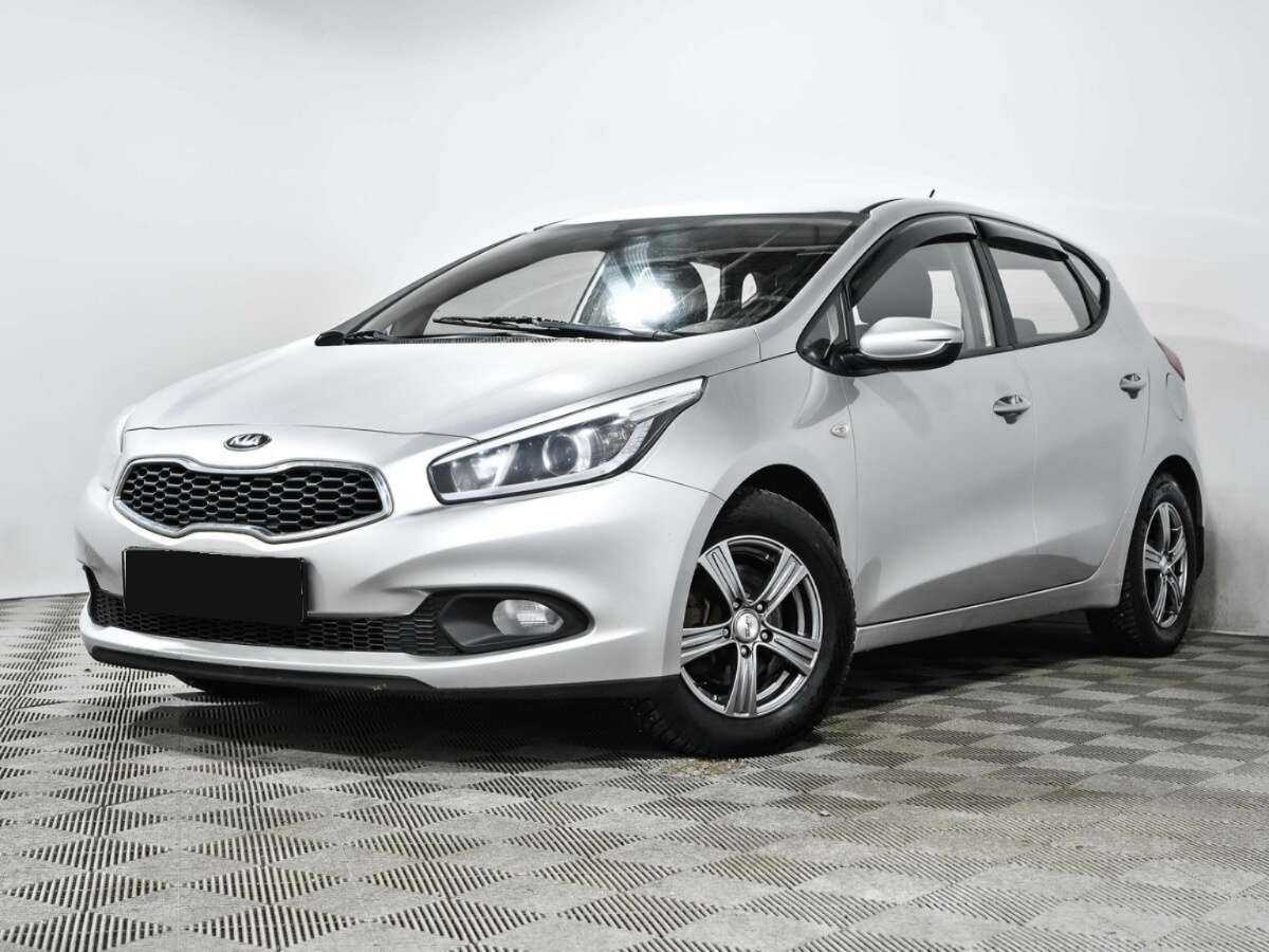 Kia Ceed б/у, 2012, Механическая. Посмотреть фото