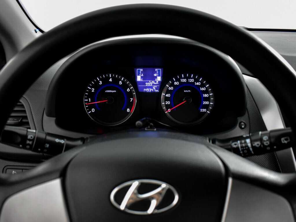 Hyundai Solaris б/у, 2014, Механическая. Фото: #15