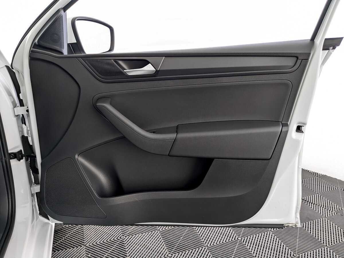 Volkswagen Polo б/у, 2020, Автоматическая. Фото: #19