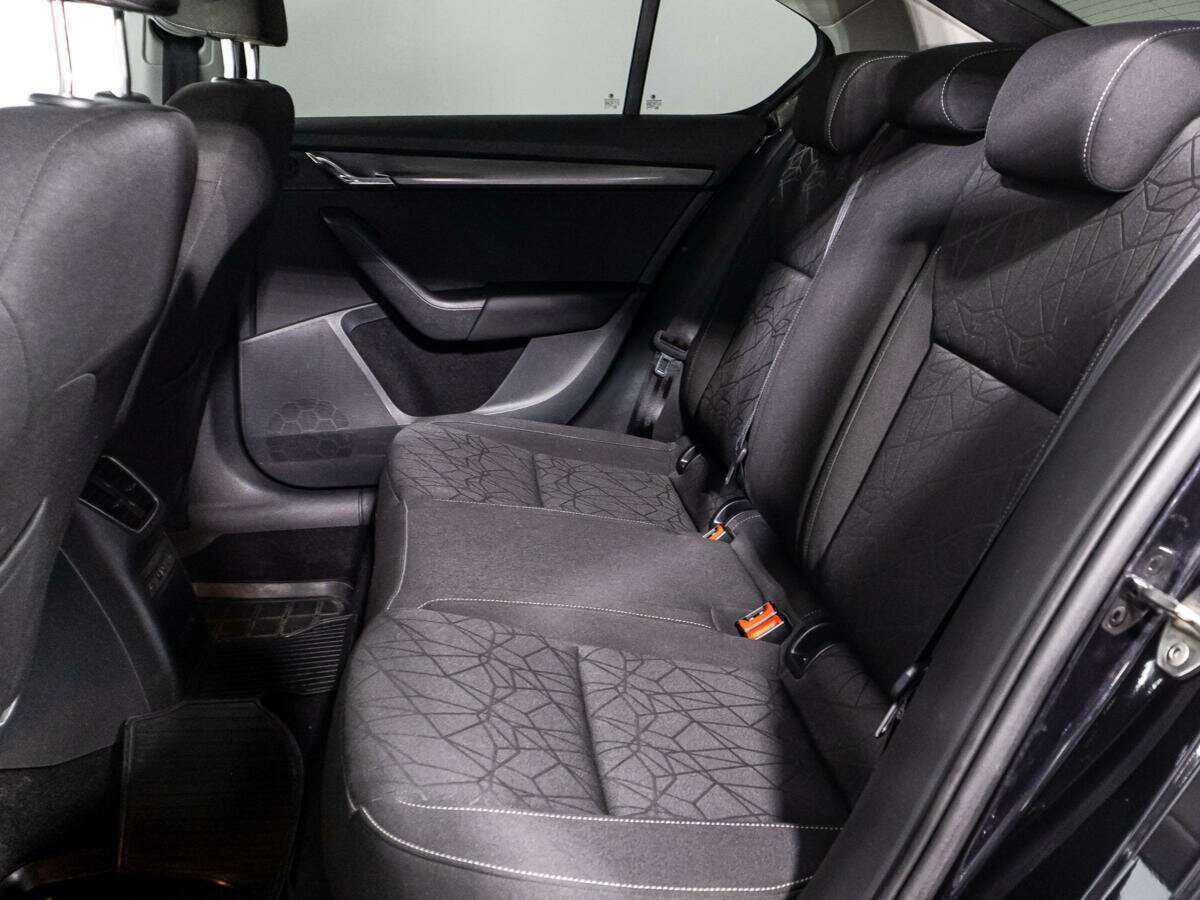 Skoda Octavia б/у, 2019, Роботизированная. Фото: #9