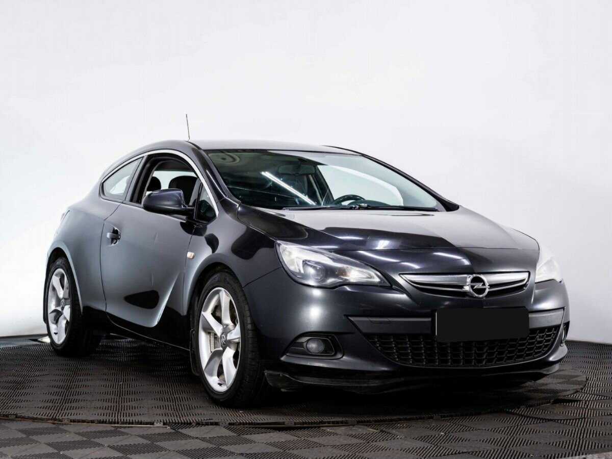 Opel Astra б/у, 2013, Механическая. Фото: #2