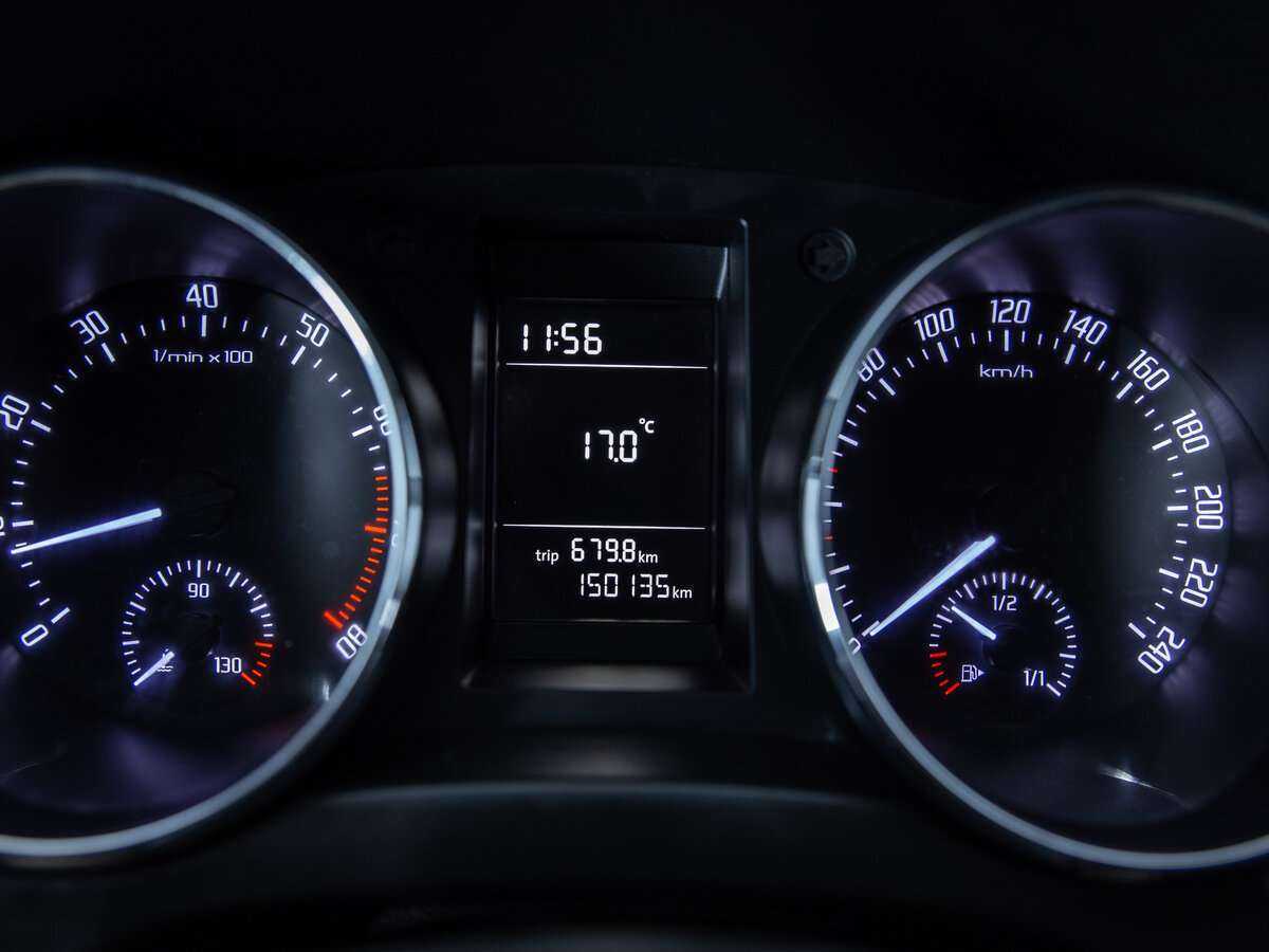 Skoda Yeti б/у, 2012, Механическая. Фото: #12