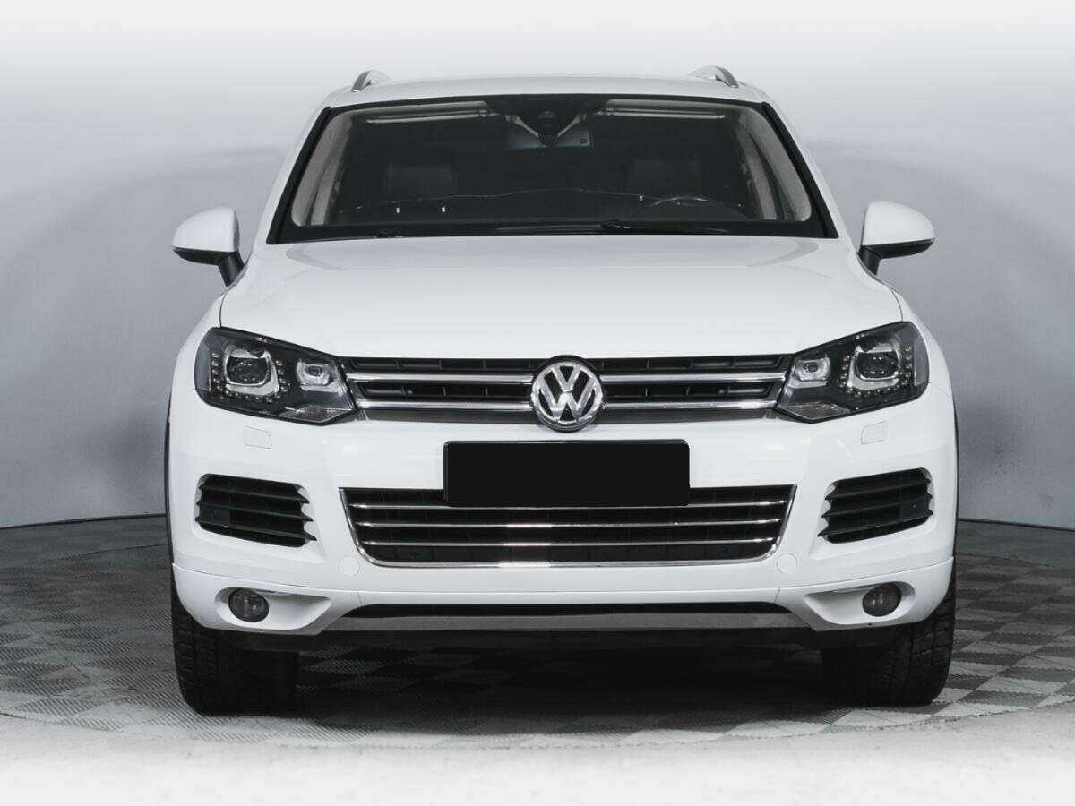 Volkswagen Touareg б/у, 2014, Автоматическая. Фото: #1
