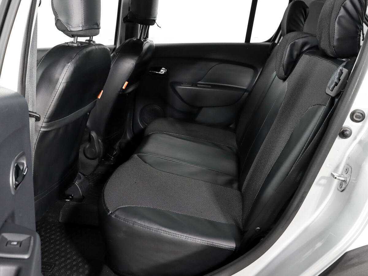 Renault Sandero б/у, 2016, Автоматическая. Фото: #9