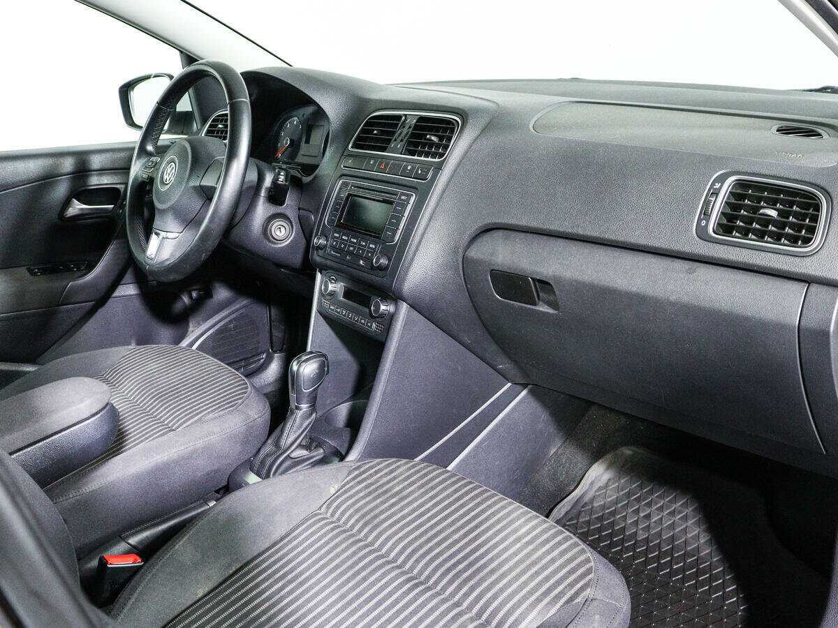 Volkswagen Polo б/у, 2014, Автоматическая. Фото: #8