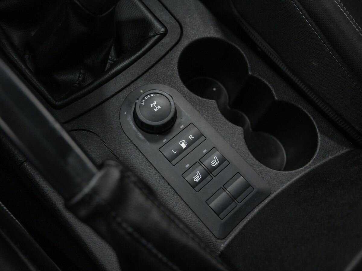 УАЗ Patriot б/у, 2015, Механическая. Фото: #17