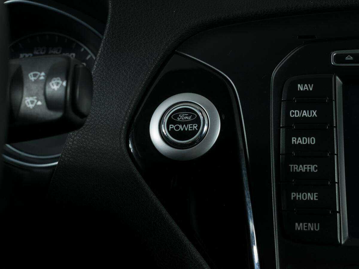 Ford Mondeo б/у, 2012, Роботизированная. Фото: #13