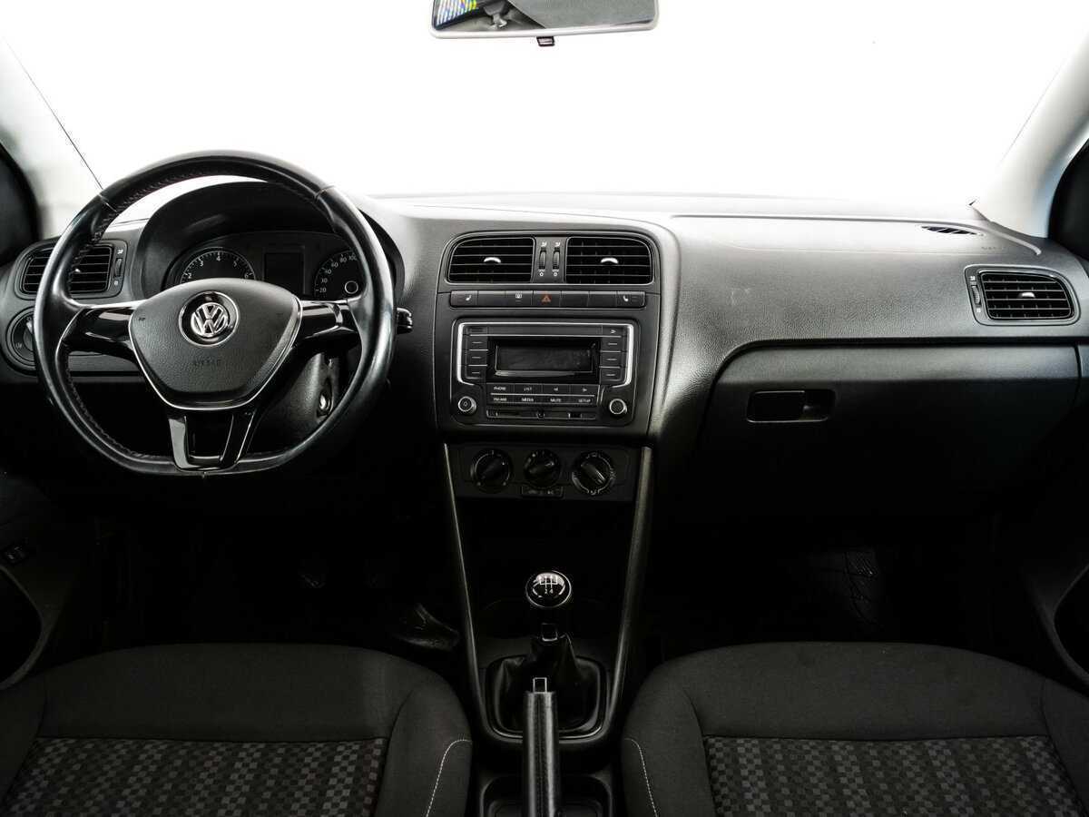 Volkswagen Polo б/у, 2016, Механическая. Фото: #9