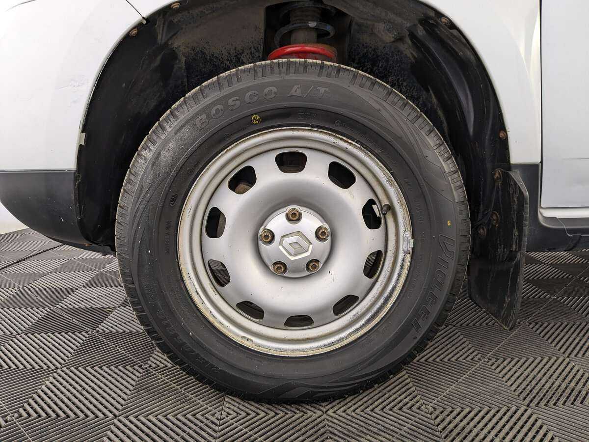 Renault Duster б/у, 2016, Механическая. Фото: #10