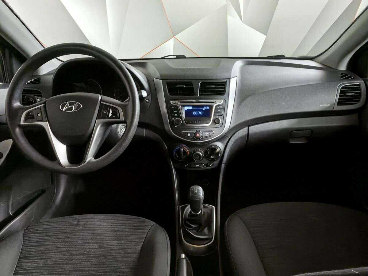 Hyundai Solaris б/у, 2016, Механическая. Фото: #8