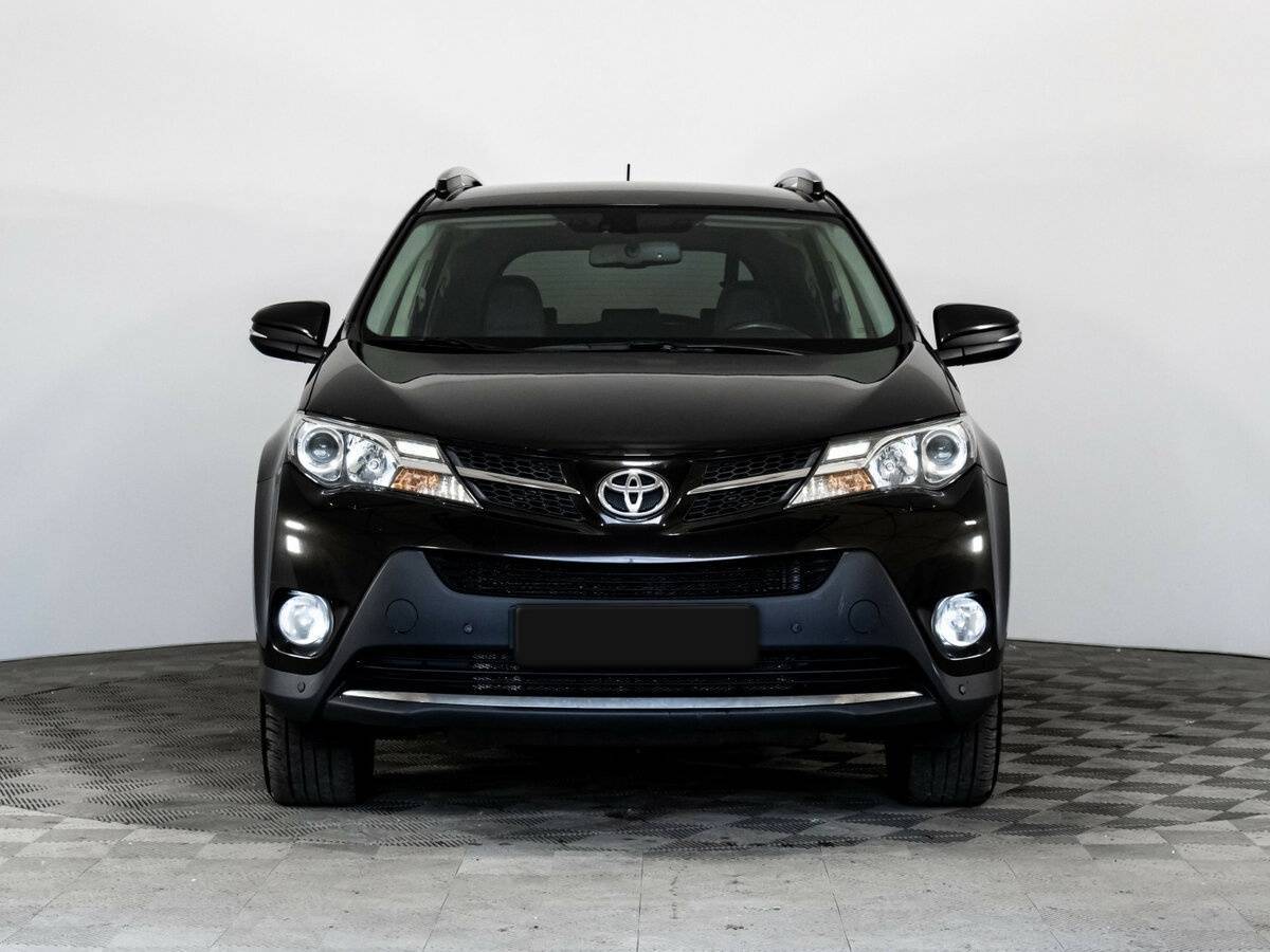 Toyota RAV4 б/у, 2015, Автоматическая. Фото: #1