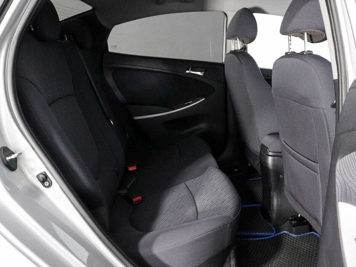 Hyundai Solaris б/у, 2012, Автоматическая. Фото: #10