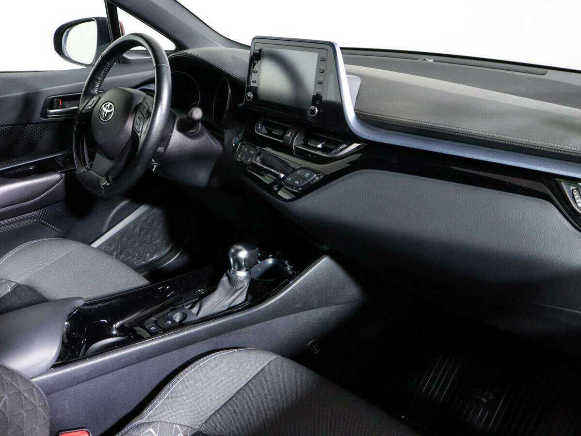Toyota C-HR б/у, 2019, Вариатор. Фото: #6