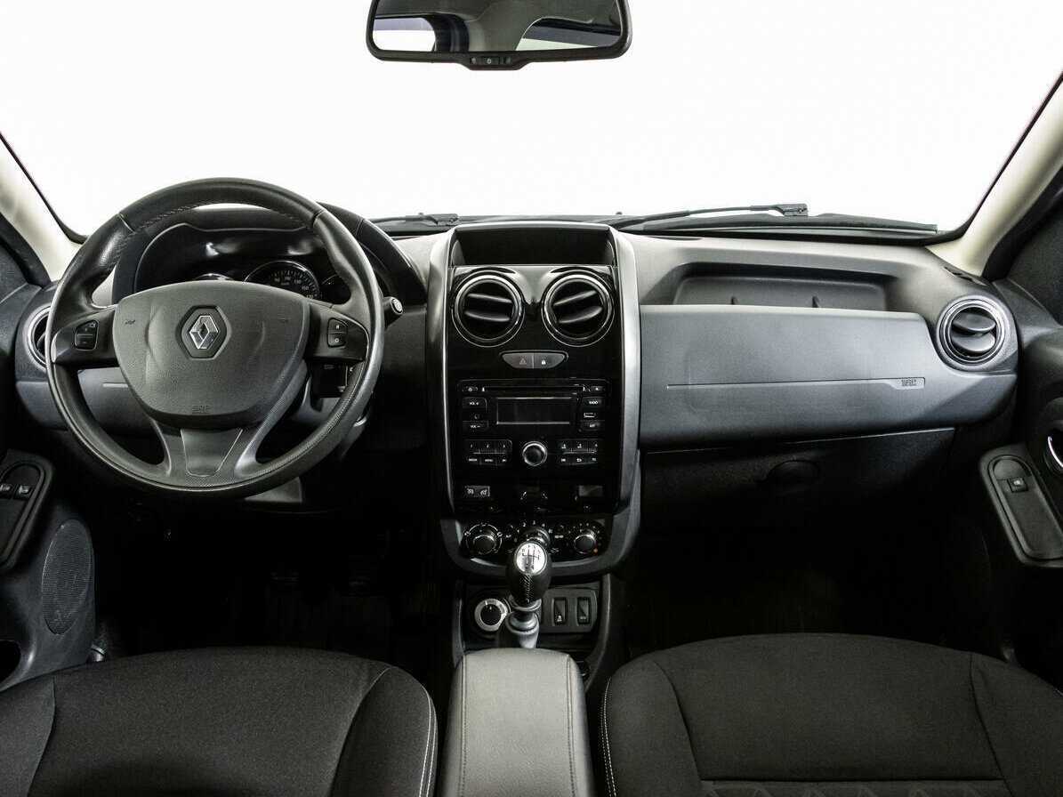 Renault Duster б/у, 2017, Механическая. Фото: #7