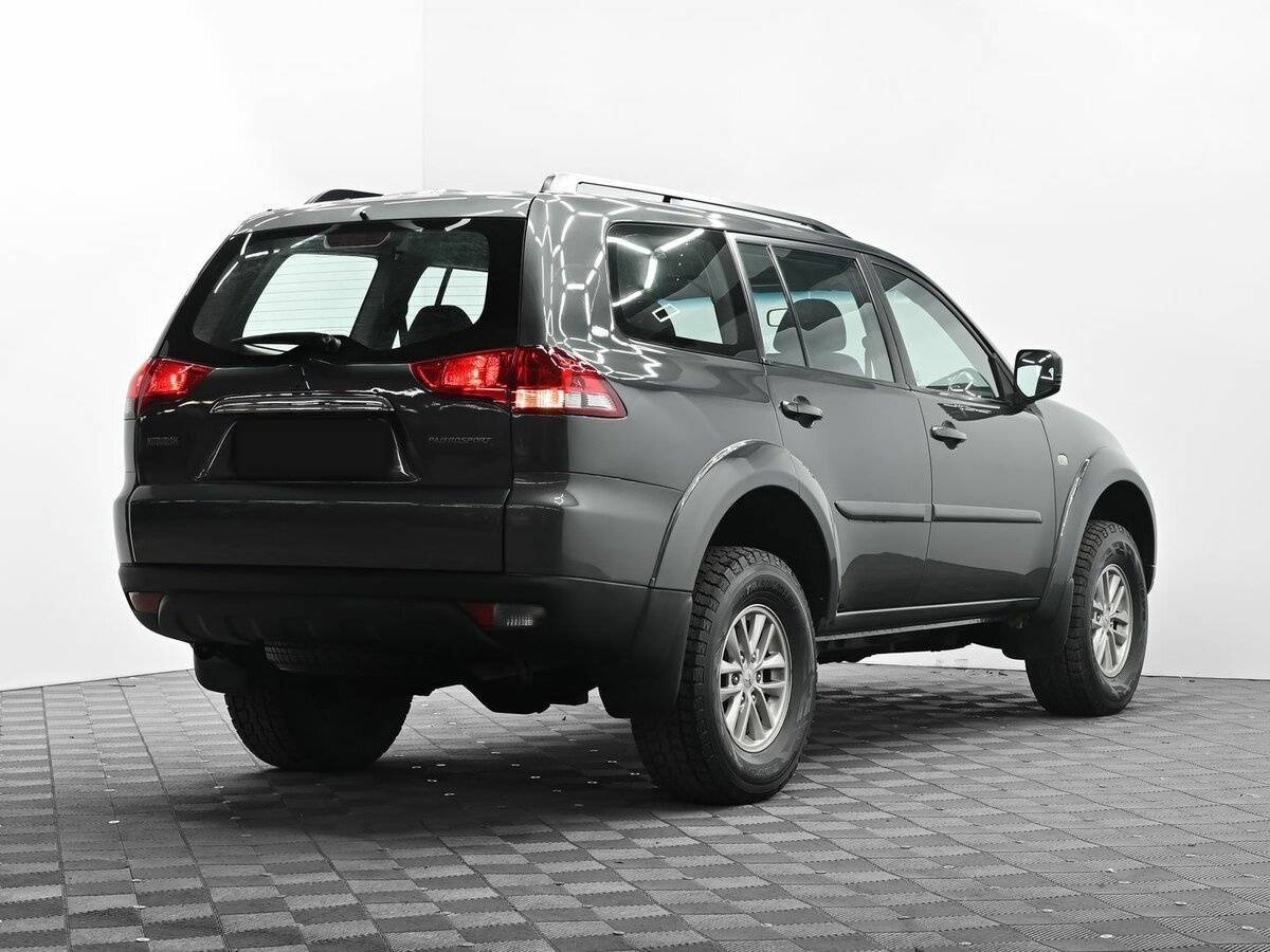 Mitsubishi Pajero Sport б/у, 2014, Механическая. Фото: #3