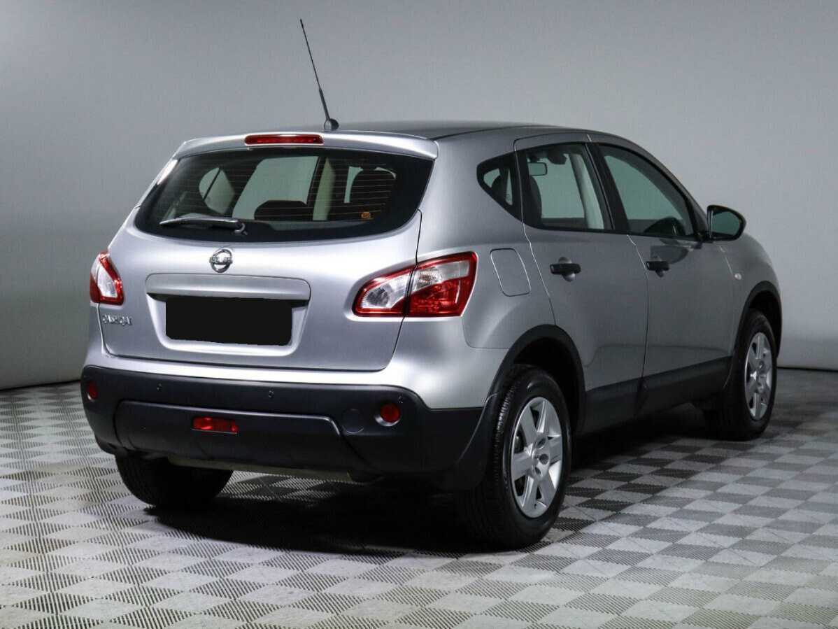 Nissan Qashqai б/у, 2013, Механическая. Фото: #3