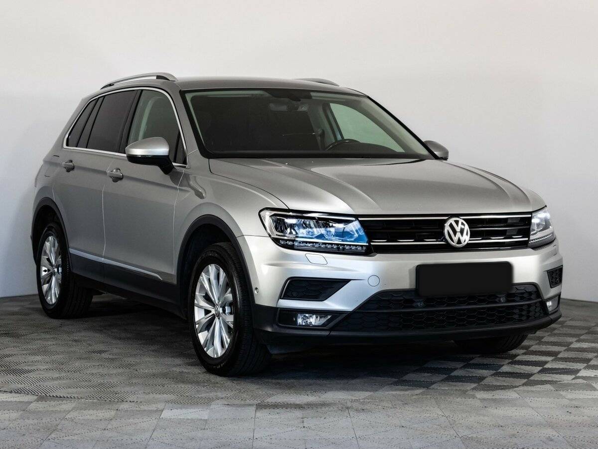 Volkswagen Tiguan б/у, 2017, Роботизированная. Фото: #2