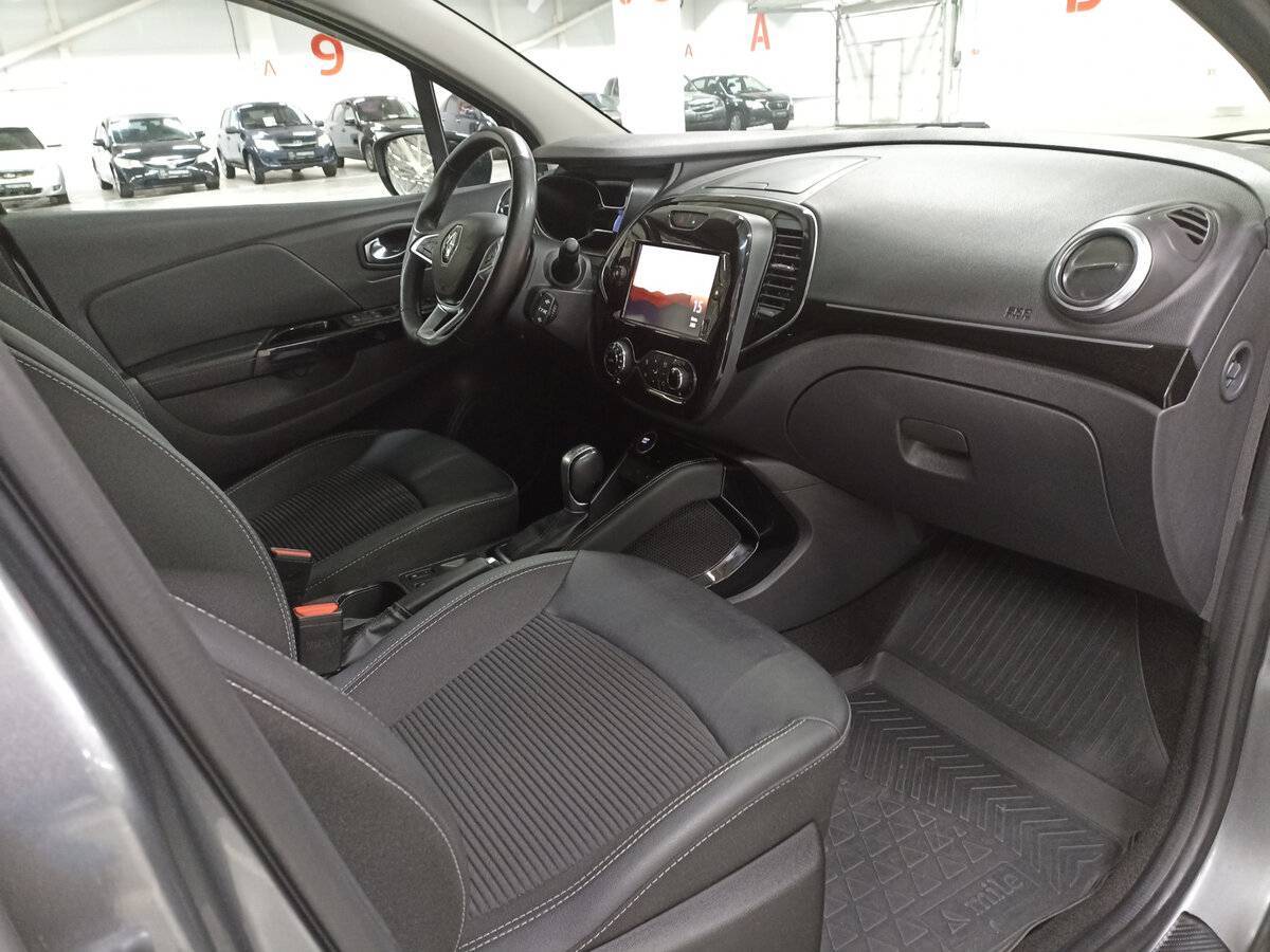 Renault Kaptur б/у, 2021, Вариатор. Фото: #10