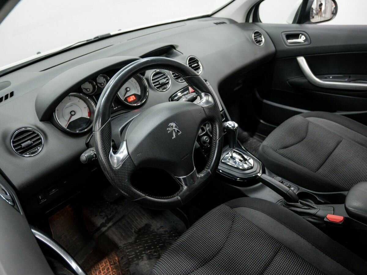 Peugeot 408 б/у, 2017, Автоматическая. Фото: #12