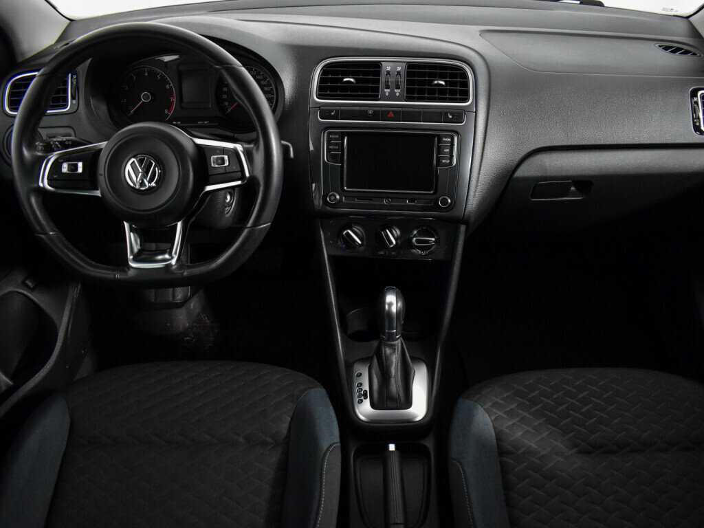 Volkswagen Polo б/у, 2019, Автоматическая. Фото: #11