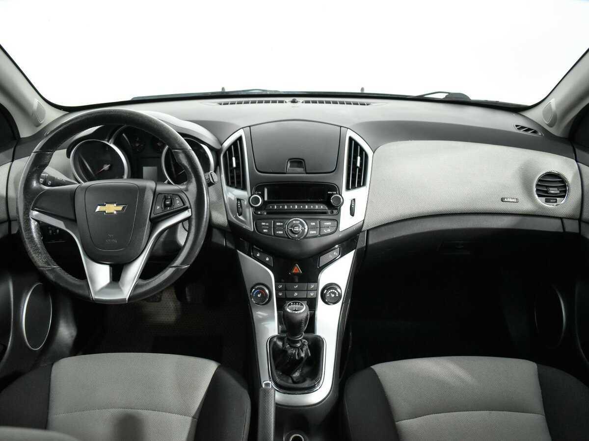 Chevrolet Cruze б/у, 2013, Механическая. Фото: #11