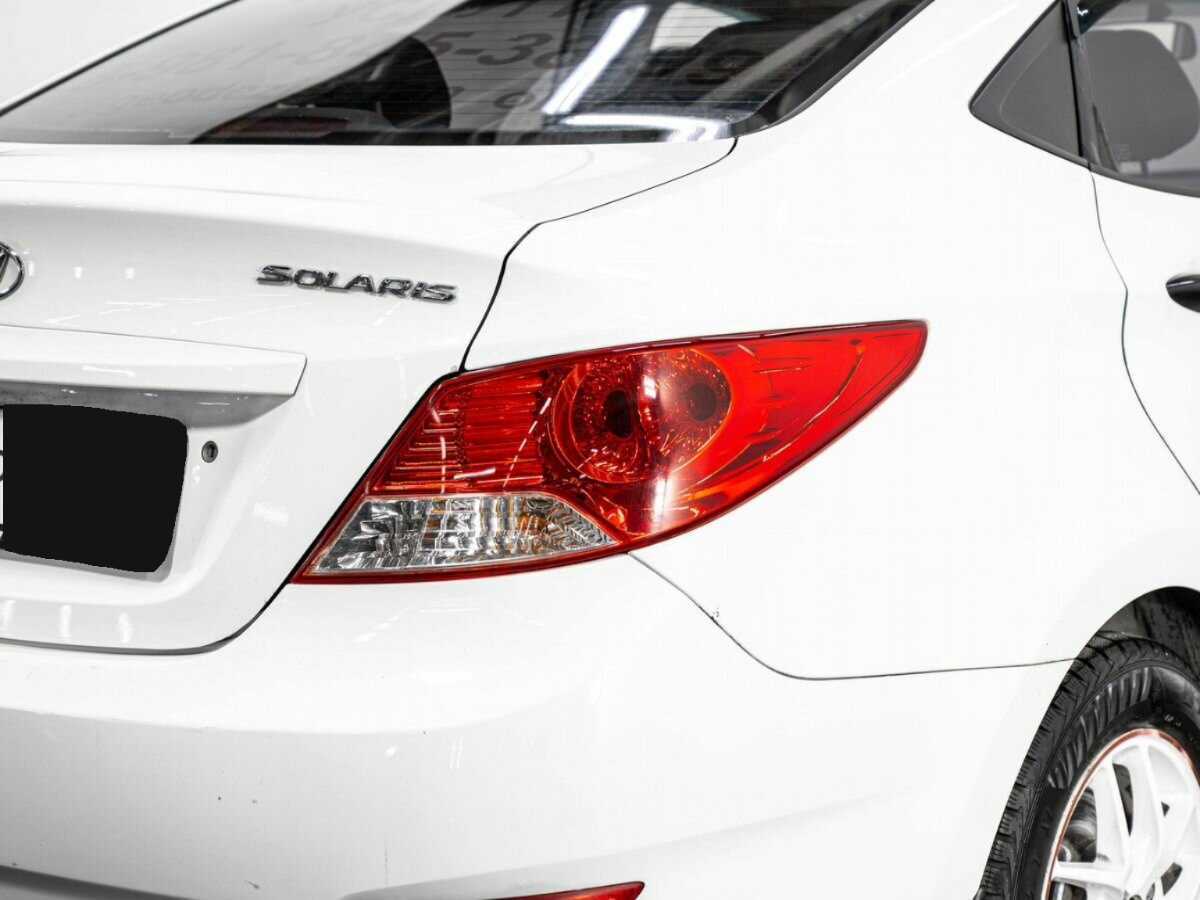 Hyundai Solaris б/у, 2013, Механическая. Фото: #6