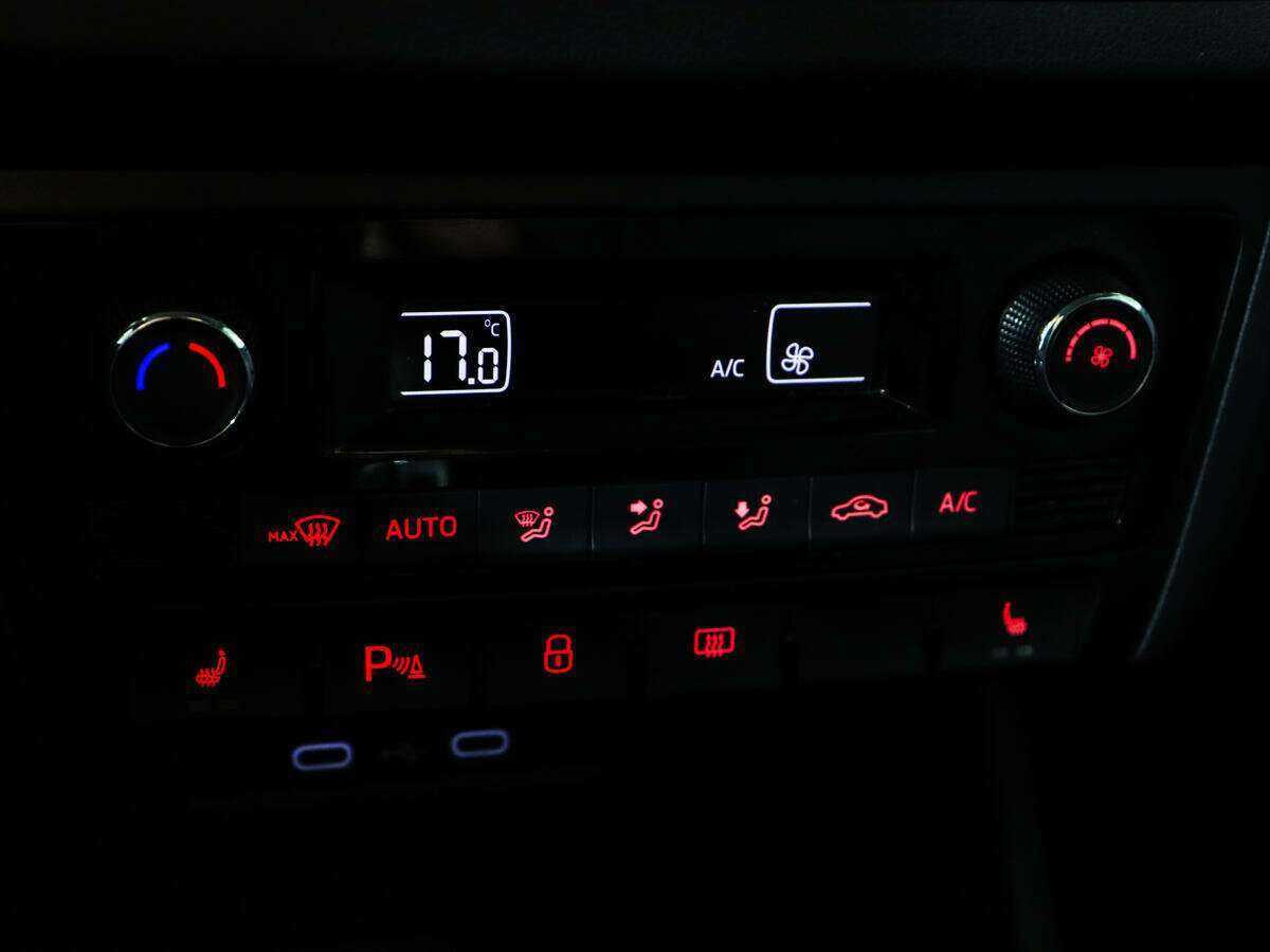 Volkswagen Polo б/у, 2021, Автоматическая. Фото: #13