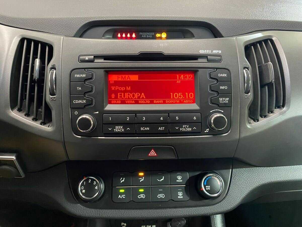 Kia Sportage б/у, 2013, Механическая. Фото: #11