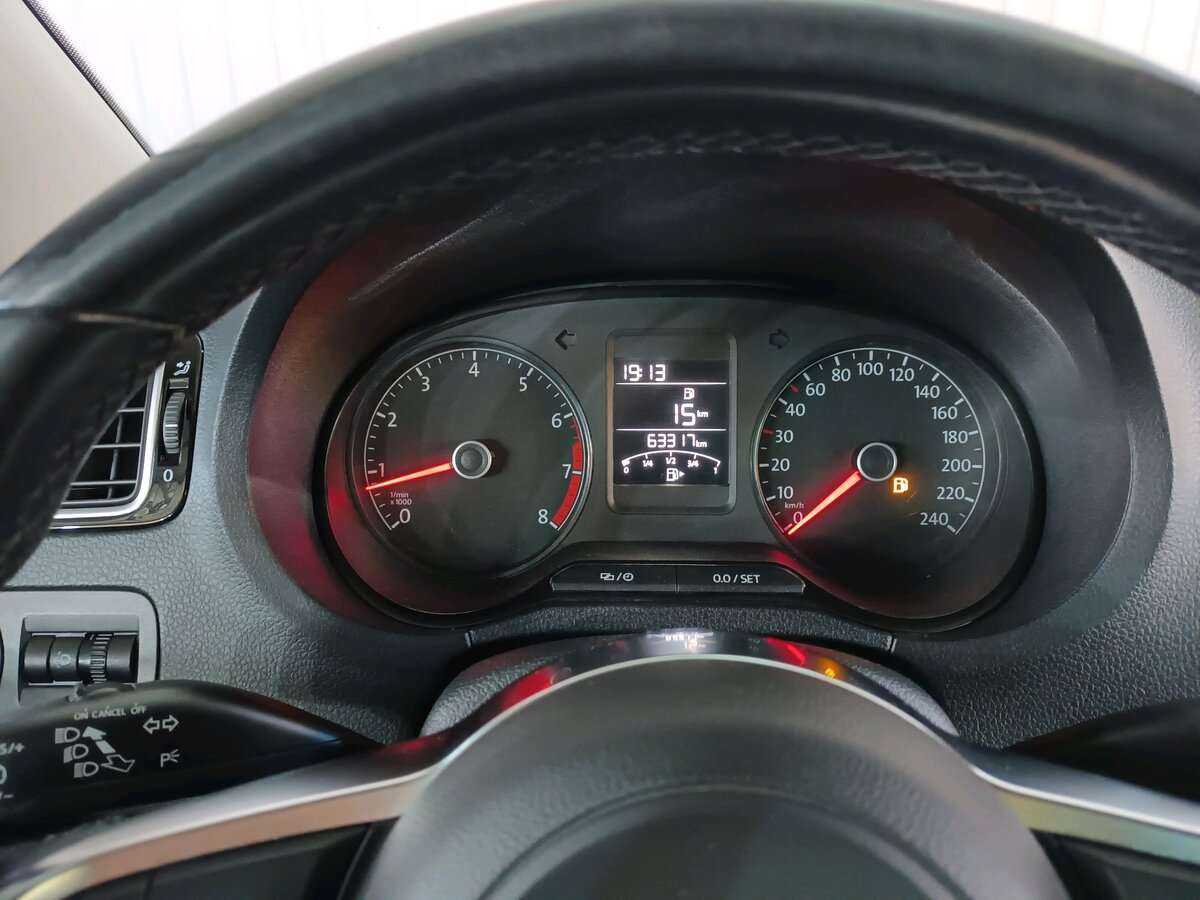 Volkswagen Polo б/у, 2019, Механическая. Фото: #15