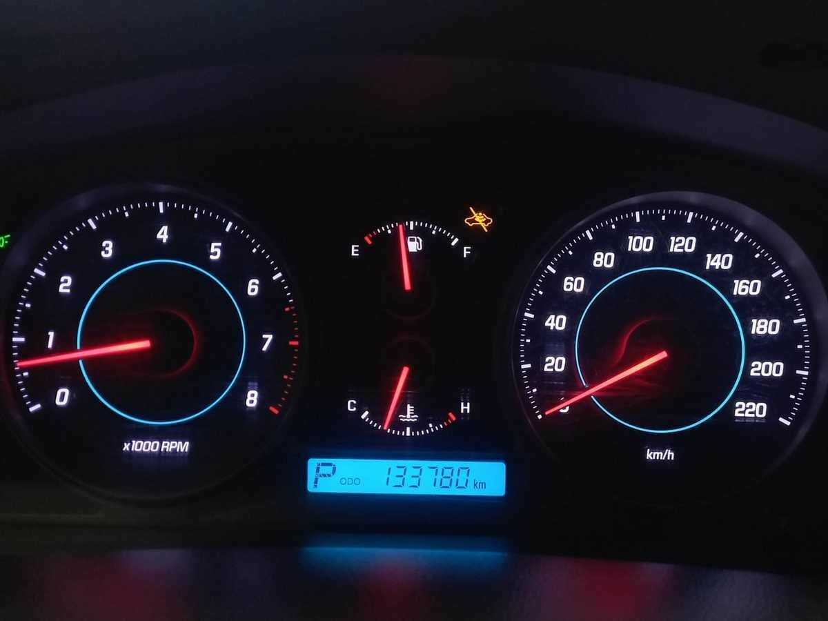 Chevrolet Captiva б/у, 2012, Автоматическая. Фото: #11