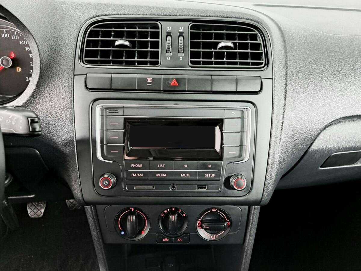 Volkswagen Polo б/у, 2019, Механическая. Фото: #14