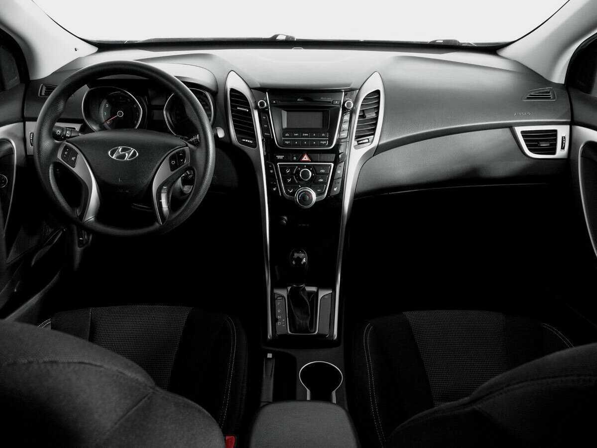 Hyundai i30 б/у, 2014, Автоматическая. Фото: #11