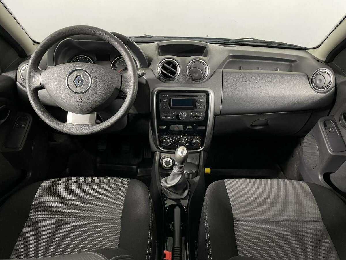 Renault Duster б/у, 2013, Механическая. Фото: #6