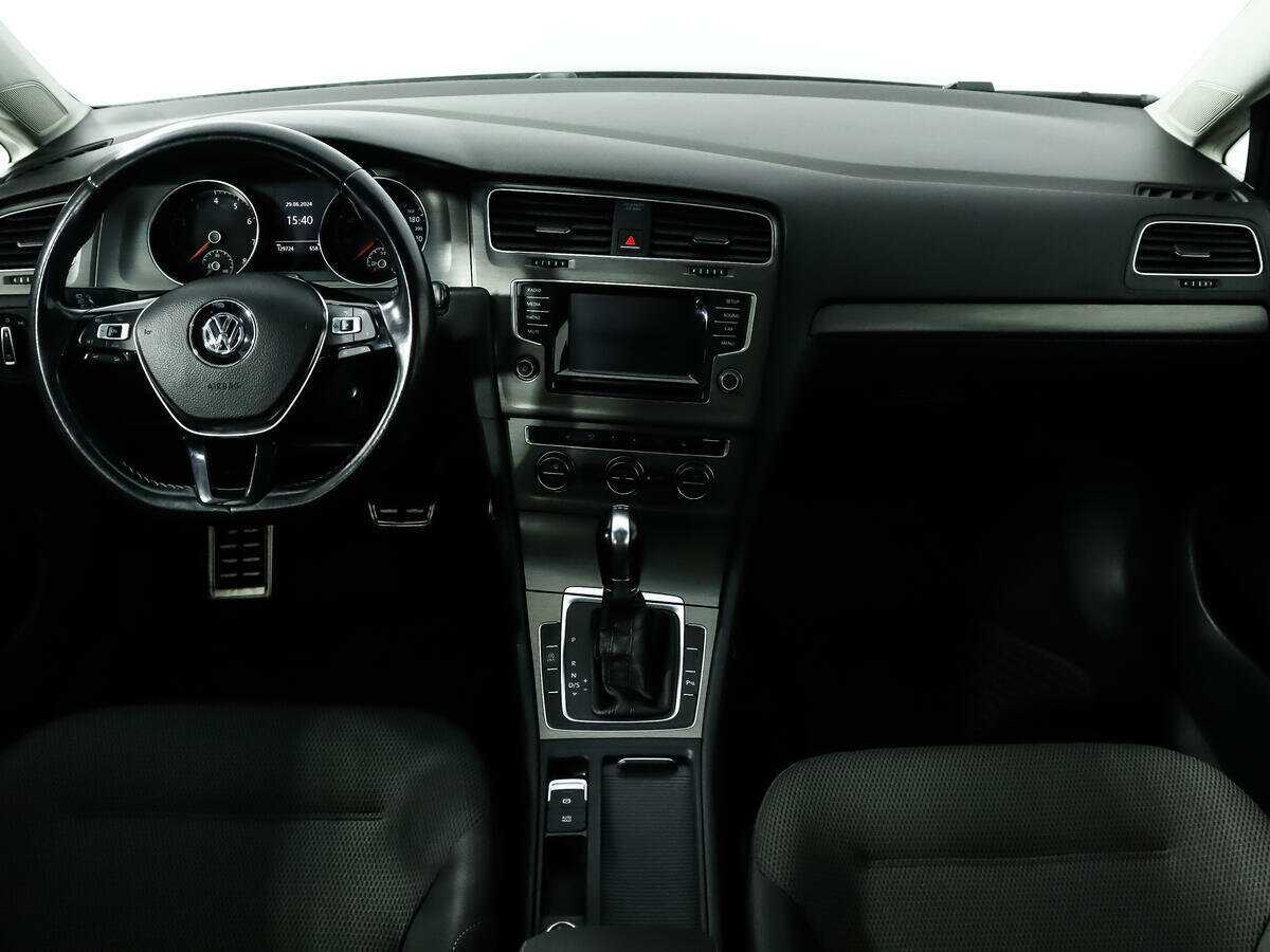 Volkswagen Golf б/у, 2013, Роботизированная. Фото: #11