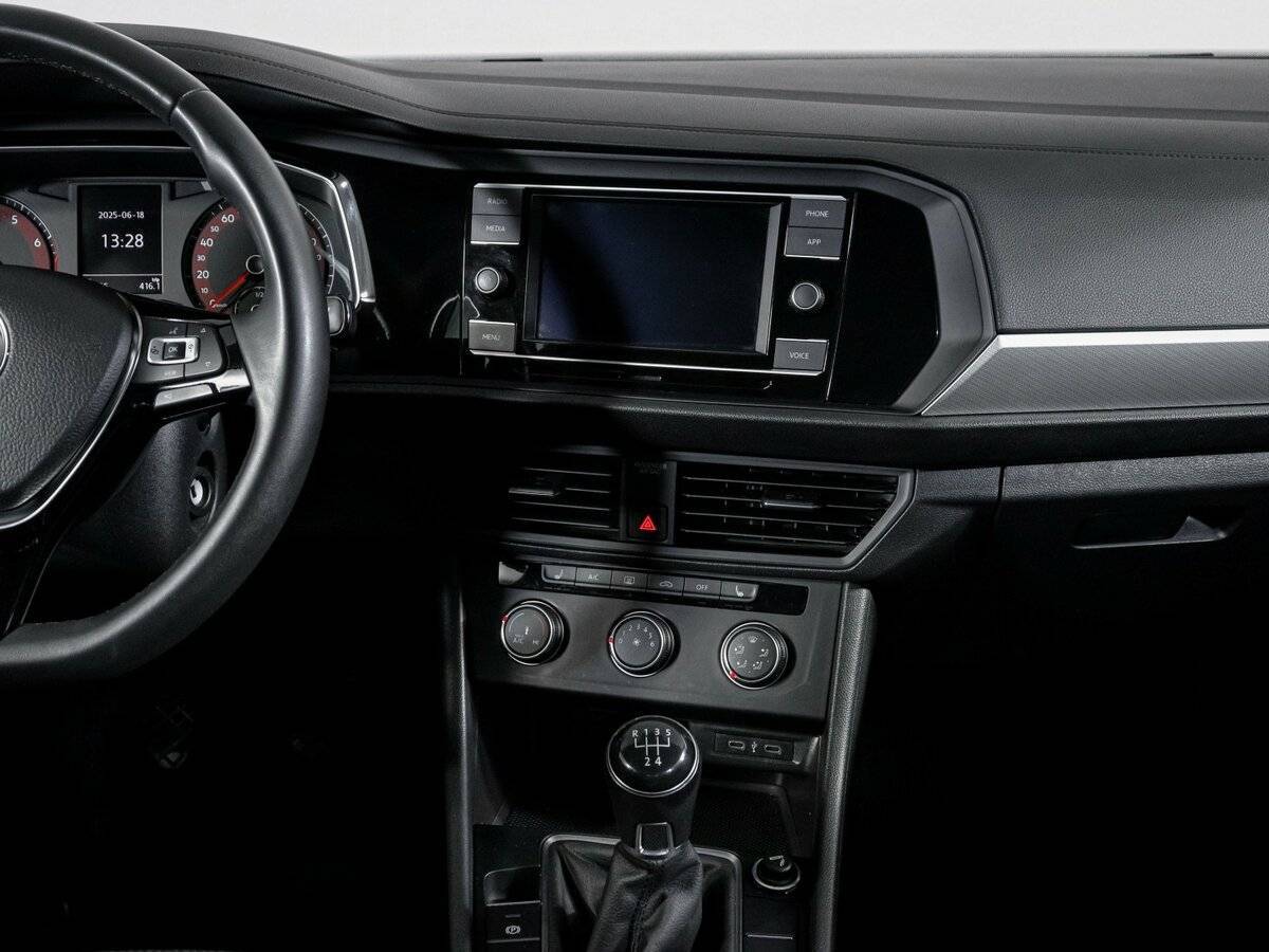 Volkswagen Jetta б/у, 2020, Механическая. Фото: #12