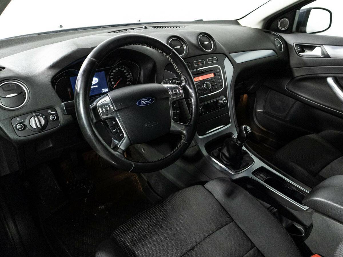 Ford Mondeo б/у, 2013, Механическая. Фото: #10