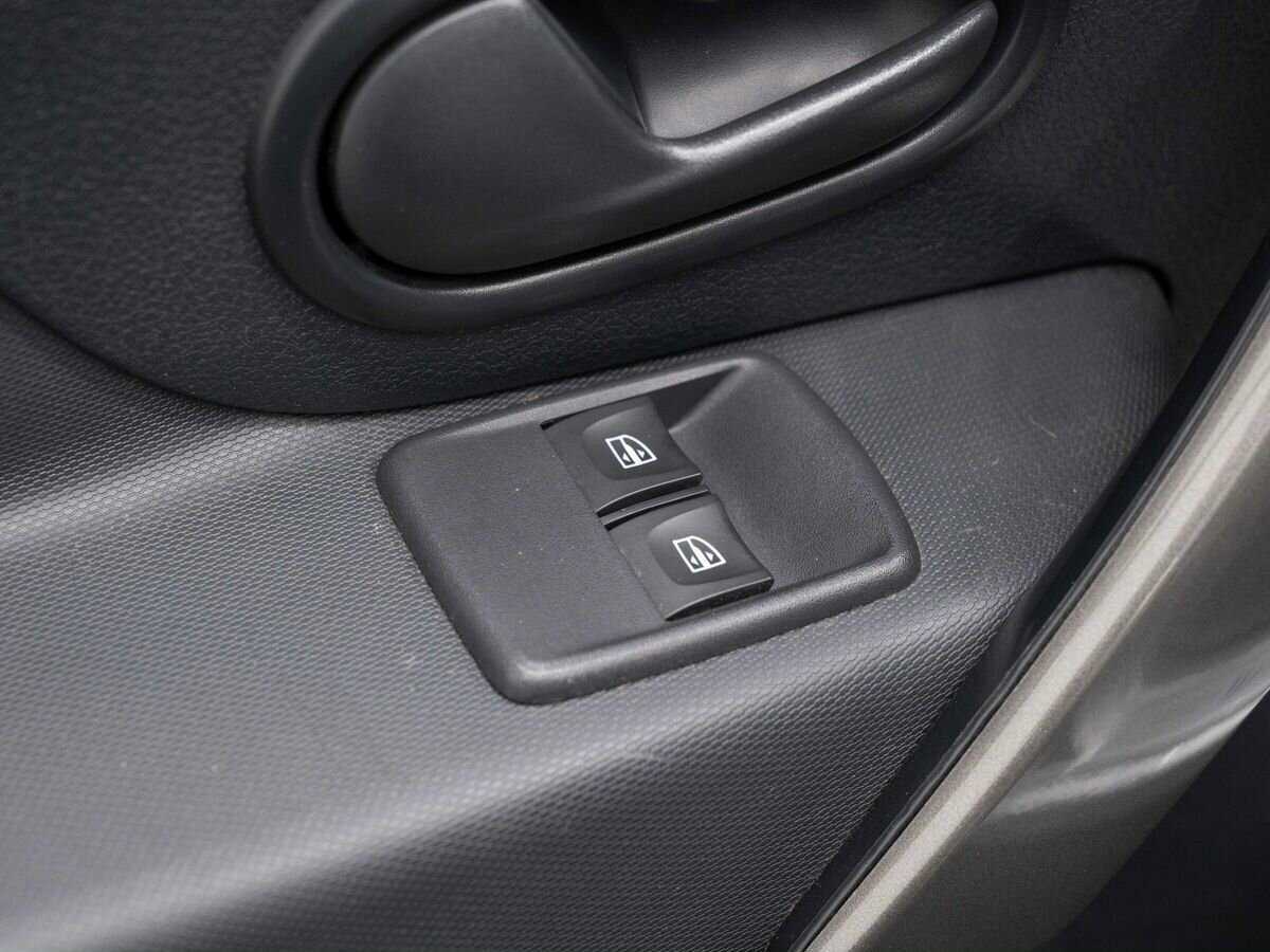 Renault Sandero б/у, 2020, Механическая. Фото: #15