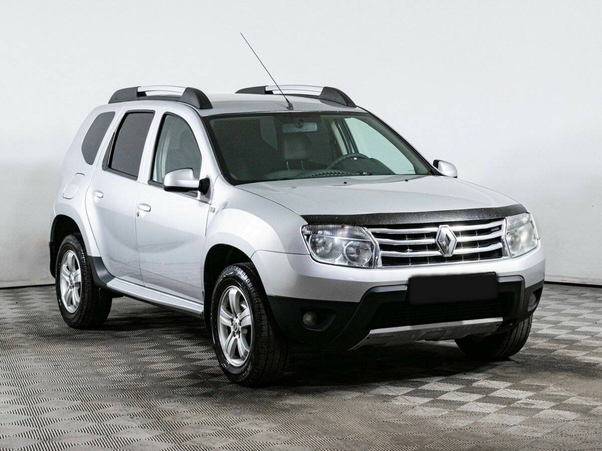Renault Duster б/у, 2013, Автоматическая. Фото: #2