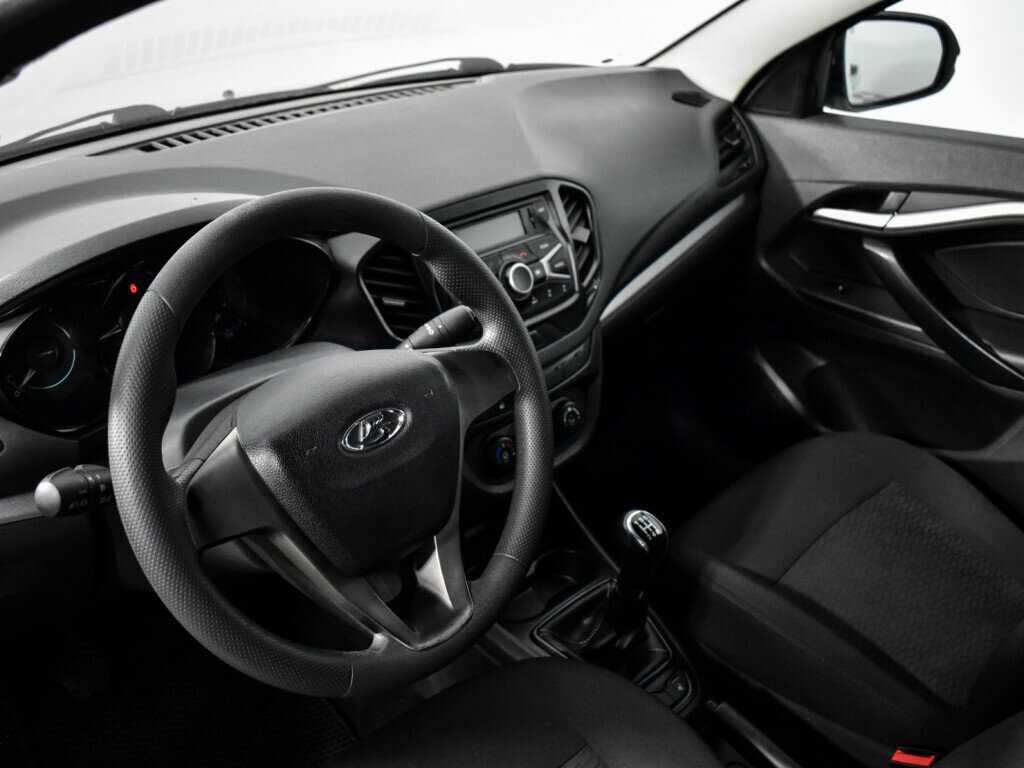 Lada (ВАЗ) Vesta б/у, 2017, Механическая. Фото: #8